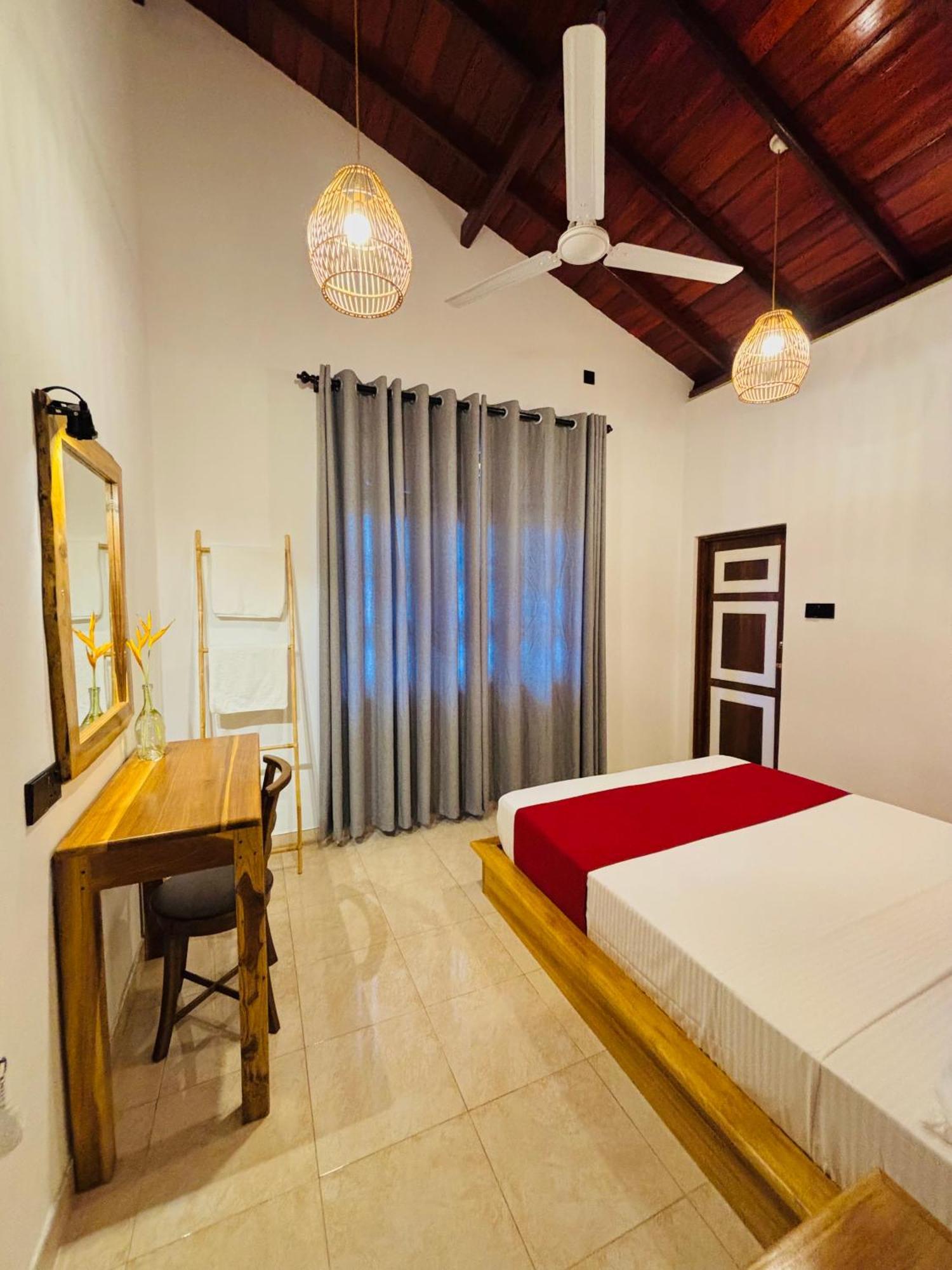 Breeze Bay Villa Діквелла Екстер'єр фото