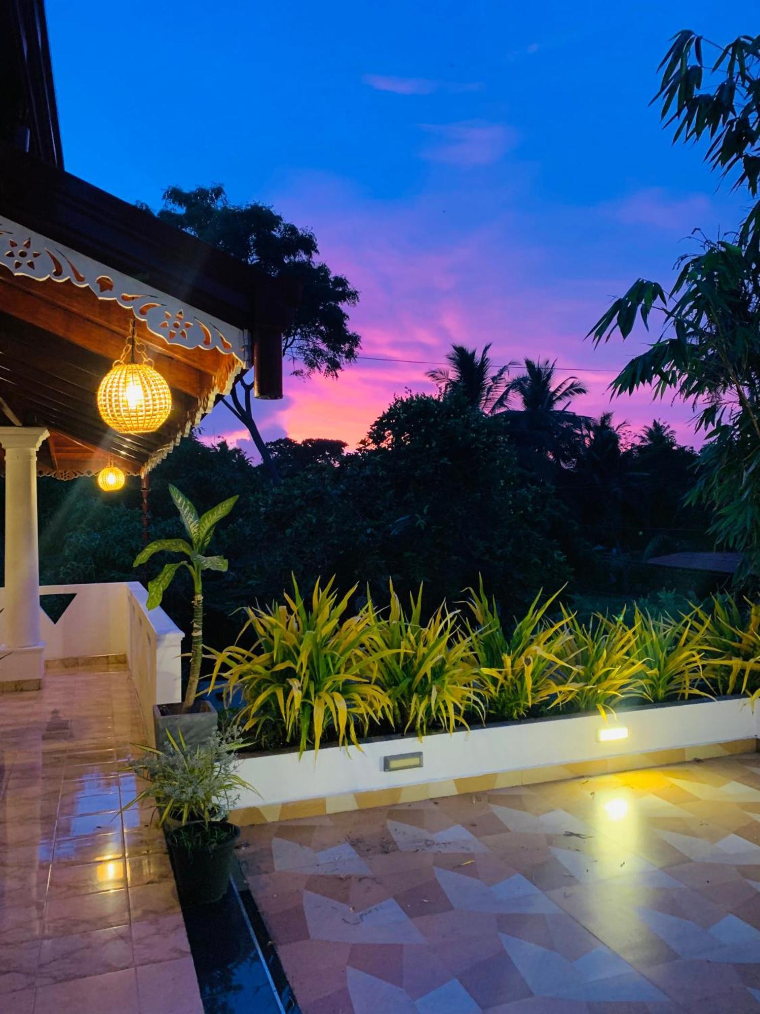 Breeze Bay Villa Діквелла Екстер'єр фото
